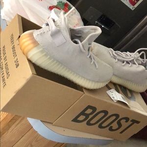 Size 10 yeezy boost 350 v2